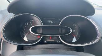Renault Clio  picture 7