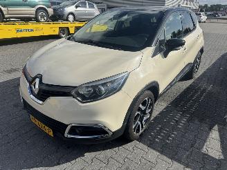 skadebil auto Renault Captur  2016/1
