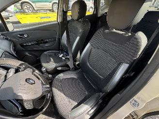 Renault Captur  picture 7