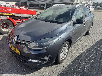 skadebil auto Renault Mégane  2016/2