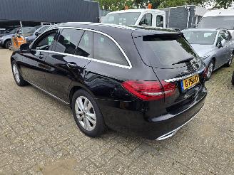 Mercedes C-klasse C220 D Estate 4Matic Motor Problem picture 2