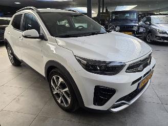 Kia Stonic 1.0 T-GDi Mhev GT-L Motor loopt onregelmatig picture 6