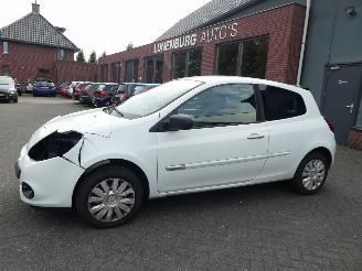 škoda osobní automobily Renault Clio 1.2 Authentique AIRCO 55KW 2012/2