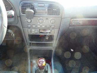 Volvo V-40 1.8 Europa picture 14