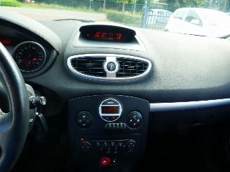 Renault Clio 1.2 TCE Sélection Business picture 10