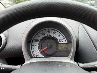 Toyota Aygo 1.0-12V Cool  AIRCO Hatchback 5-dr. picture 19