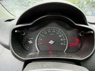 Suzuki Celerio 1.0 Comfort  AIRCO Hatchback 5-dr. picture 14
