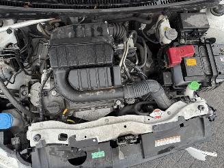 Suzuki Celerio 1.0 Comfort  AIRCO Hatchback 5-dr. picture 23