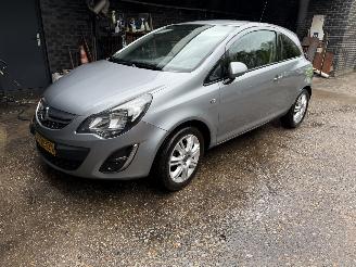 Coche accidentado Opel Corsa 1.2-16V BlitZ  Hatchback 3-dr. 2014/6