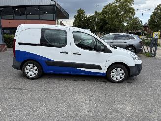 Citroën Berlingo 1.6 HDIF  2 SCHUIFDEUREN 500 Club picture 3