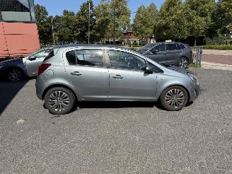 Opel Corsa 1.4-16V Design Edition Hatchback 5-dr. picture 12