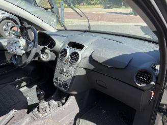 Opel Corsa 1.4-16V Design Edition Hatchback 5-dr. picture 4