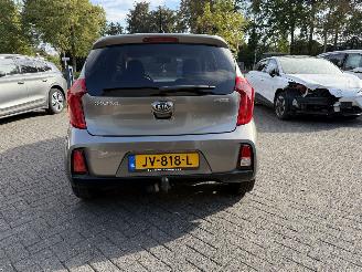 Kia Picanto 1.0 CVVT ComfortPlusLine Navigator picture 2
