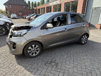 Kia Picanto 1.0 CVVT ComfortPlusLine Navigator picture 11