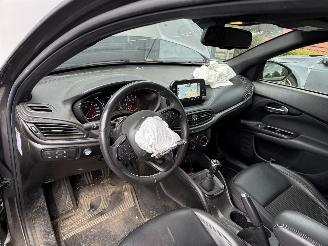 Fiat Tipo 1.4 T-Jet 16v Business picture 24