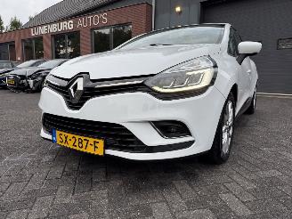 Renault Clio 0.9 TCe Intens Hatchback 5-dr. picture 13