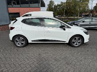 Renault Clio 0.9 TCe ECO Night&Day Hatchback 5-dr. picture 6