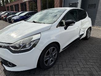 Renault Clio 0.9 TCe ECO Night&Day Hatchback 5-dr. picture 2