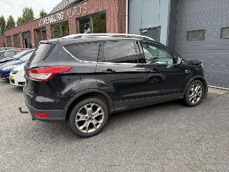 Ford Kuga 1.6 Titanium  SUV 5-dr. picture 3