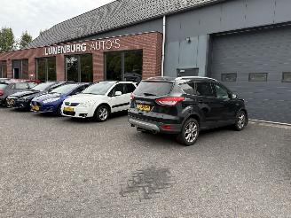 Ford Kuga 1.6 Titanium  SUV 5-dr. picture 26