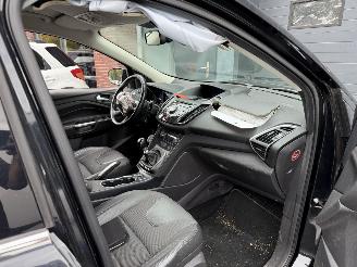 Ford Kuga 1.6 Titanium  SUV 5-dr. picture 12