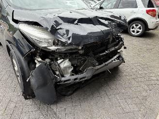 Ford Kuga 1.6 Titanium  SUV 5-dr. picture 10