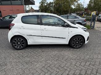 Peugeot 108 1.0 e-VTi Active  Hatchback 5-dr. picture 5