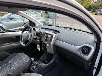 Peugeot 108 1.0 e-VTi Active  Hatchback 5-dr. picture 17