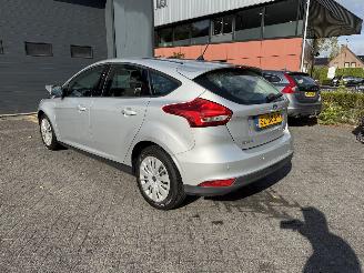 Ford Focus 1.0 Lease Edition Hatchback 5-dr. picture 4