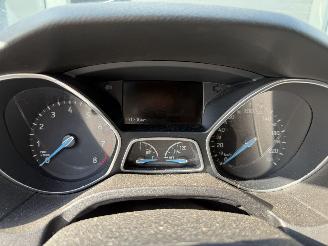 Ford Focus 1.0 Lease Edition Hatchback 5-dr. picture 25