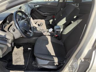 Ford Focus 1.0 Lease Edition Hatchback 5-dr. picture 21