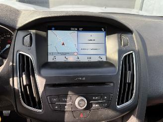 Ford Focus 1.0 Lease Edition Hatchback 5-dr. picture 23