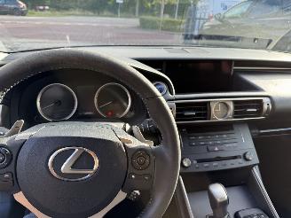 Lexus IS 300H picture 23