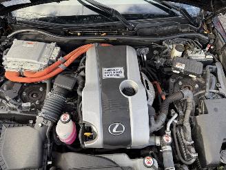 Lexus IS 300H picture 6