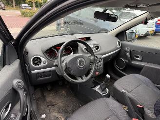 Renault Clio 1.2 TCE Collection  AIRCO Hatchback 3-dr. picture 14
