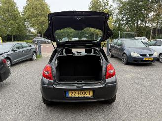 Renault Clio 1.2 TCE Collection  AIRCO Hatchback 3-dr. picture 11
