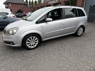 Opel Zafira 1.8 Temptation  7 PERSOONS  MPV 5-dr. picture 2