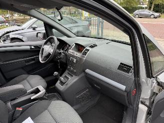 Opel Zafira 1.8 Temptation  7 PERSOONS  MPV 5-dr. picture 15