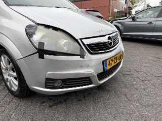 Opel Zafira 1.8 Temptation  7 PERSOONS  MPV 5-dr. picture 14