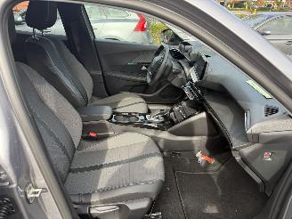 Peugeot e-2008 EV Allure Pack 50 kWh (SUV 5-dr.) Prijs excl BTW €12355 picture 19