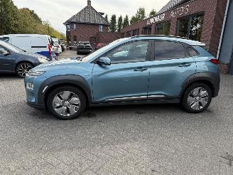 Hyundai Kona EV Fashion 64 kWh  SUV 5-dr.  11528 EURO EX BTW picture 2
