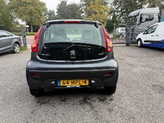 Peugeot 107 1.0-12V XS   AIRCO Hatchback 3-dr. picture 8