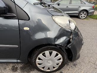 Peugeot 107 1.0-12V XS   AIRCO Hatchback 3-dr. picture 20