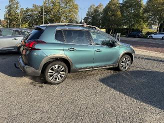 Peugeot 2008 1.2 PureTech Allure  SUV 5-dr. picture 26