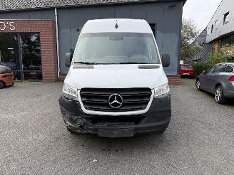 krockskadad bil bedrijf Mercedes Sprinter 314 2.2 CDI  AUTOMAAT L4H2 DC EURO VI-D 2019/4