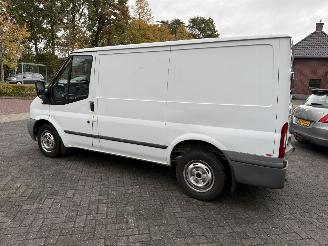Ford Transit 260S 2.2 TDCI Economy Edition picture 13