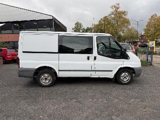 Ford Transit 260S 2.2 TDCI Economy Edition picture 5
