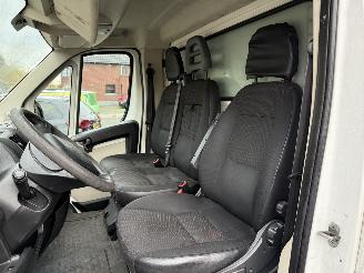 Peugeot Boxer 335 2.2 HDI L3H2 XR BAKWAGEN picture 17