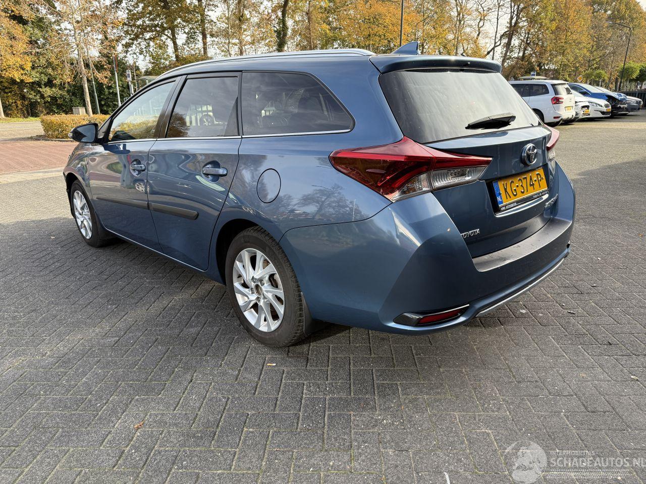 Toyota Auris 1.8 Hybrid Dynamic