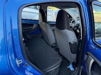 Toyota Aygo 1.0 VVT-i Now  AIRCO  Hatchback 5-dr. picture 12